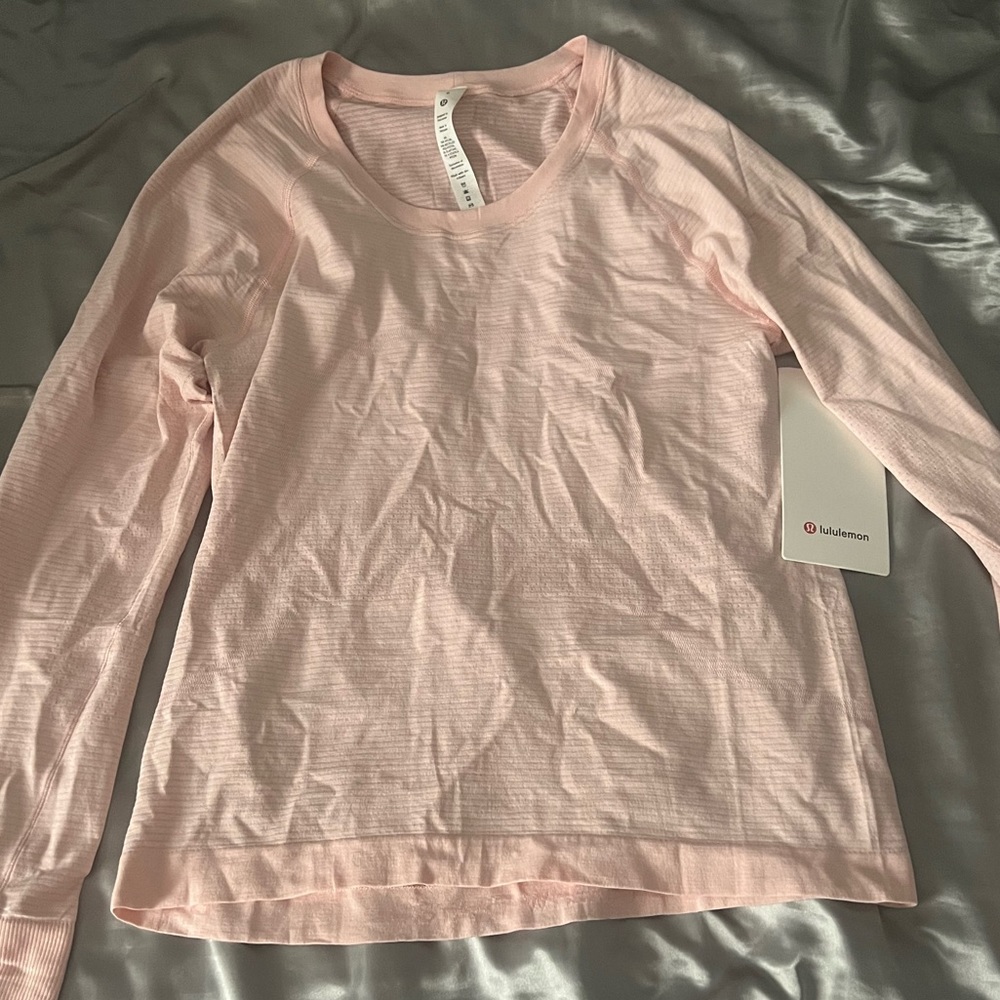 Lululemon Swiftly Tech Long Sleeve